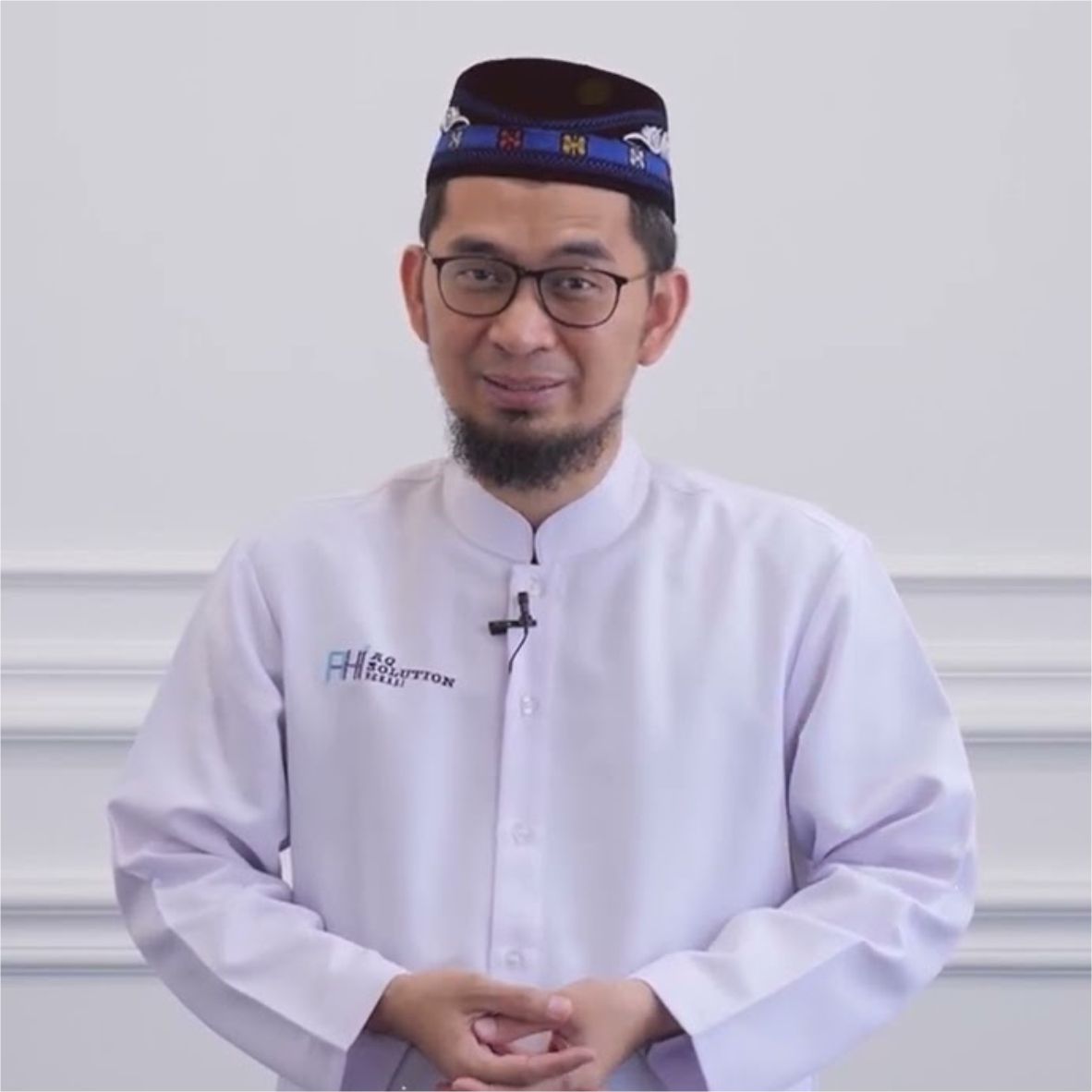 Ust. Dr. (HC) Adi Hidayat Lc